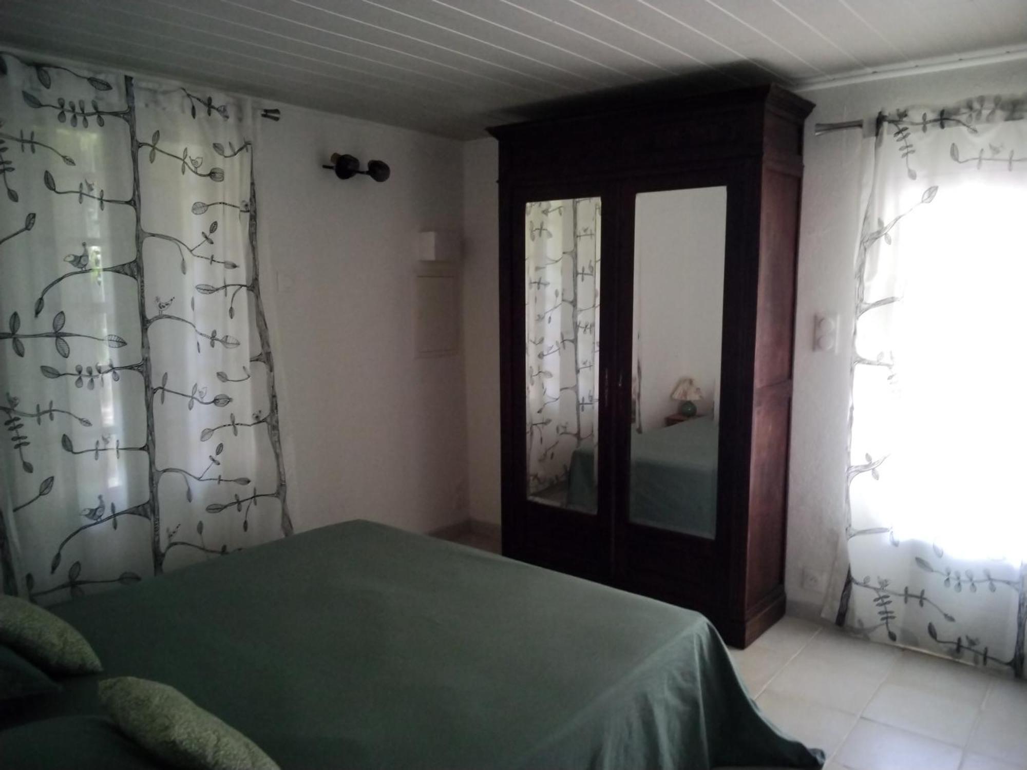 Le Domaine Du Soulier -Gite Et Chambres D'Hotes - La Maison Du Gardien Tornac Екстер'єр фото